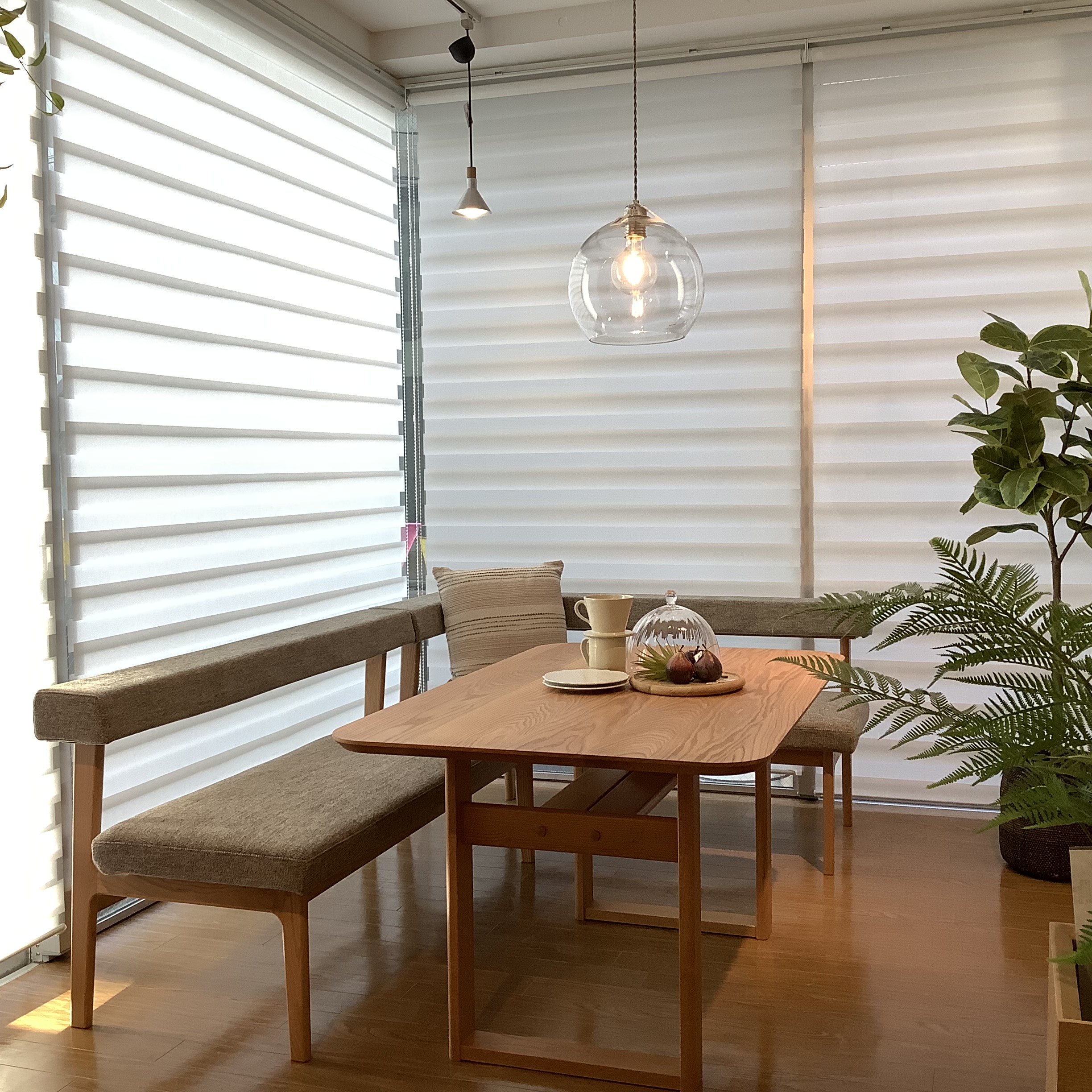 モコモコモコ☆管230☆イタリア製☆象嵌細工☆ダイニングテーブル 5566】イタリア製 象嵌ダイニングテーブル（150cm）艶有