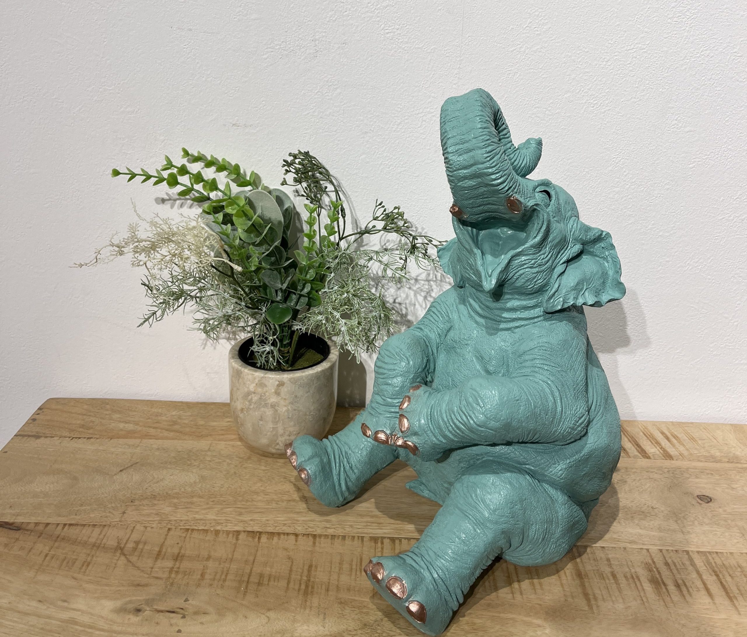 イオンモール店 ゾウの貯金箱を入荷しました | インハウス久永